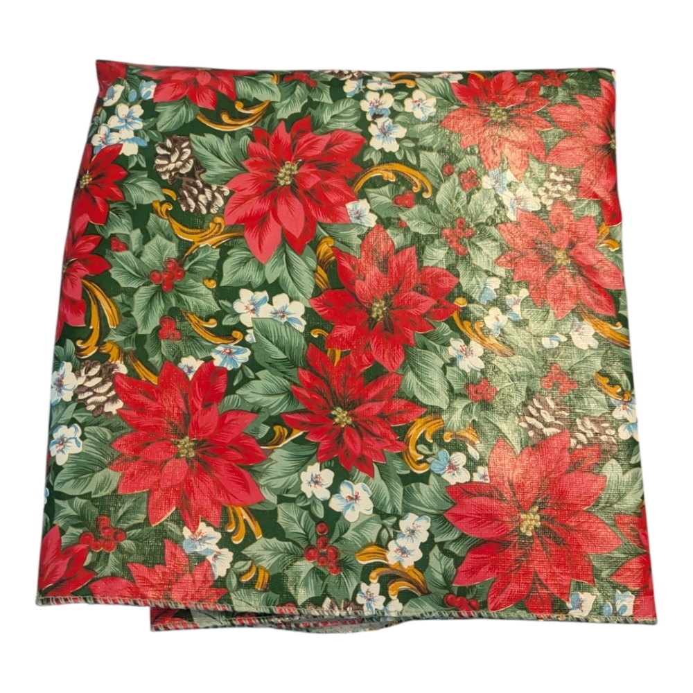 VTG Christmas Pointsetta Flannel Back Plastic Table Cloth Rectangular 68"x52"